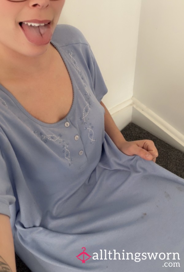 My ‘Old Girls’ 👵 Nightgown Turned Into My Dirty Secret / 📦 UK Delivery & 🎥 Naughty Video Included 🔥 📸 Photo Set Included.