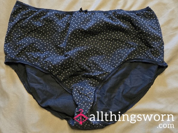 Granny Pants With A Natural  Daus