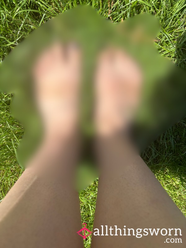 Gra**y Toes