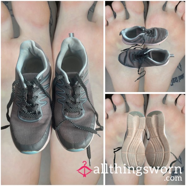 ꕤ GRAY AND BLUE GYM SNEAKERS ꕤ
