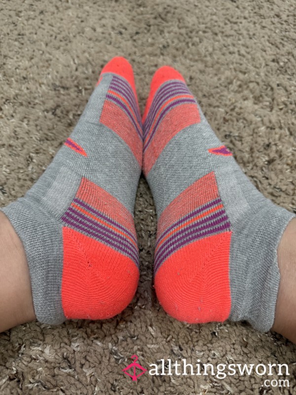 Gray And Pink Ankle Socks