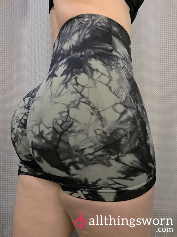 Gray & Black Tie-Dye Gym Booty Shorts