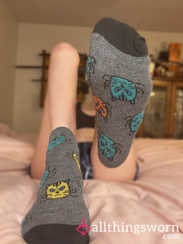 Gray Cat Ankle Socks