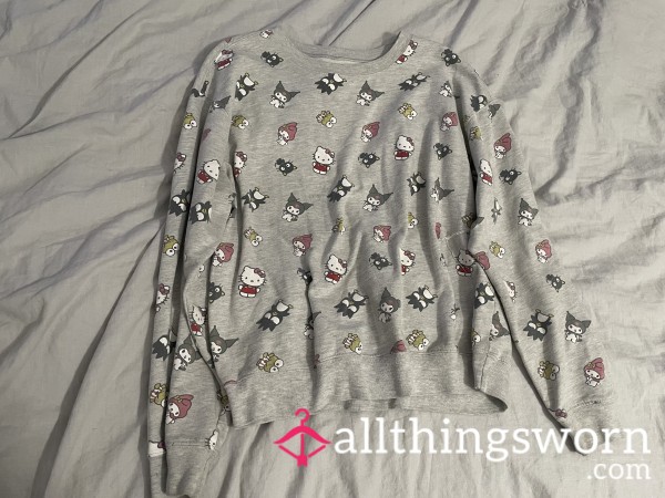 Size M Gray Hello Kitty Sweater