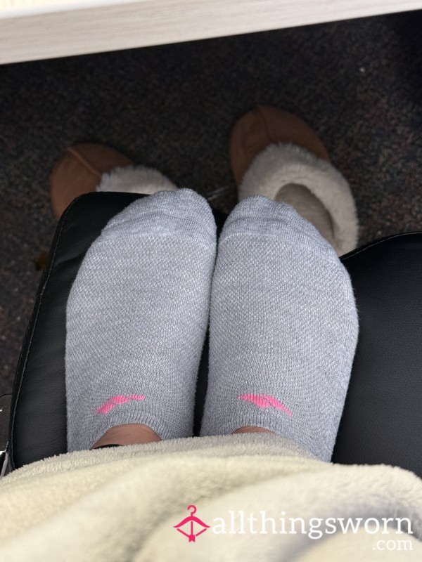 Gray & Pink Ankle Socks