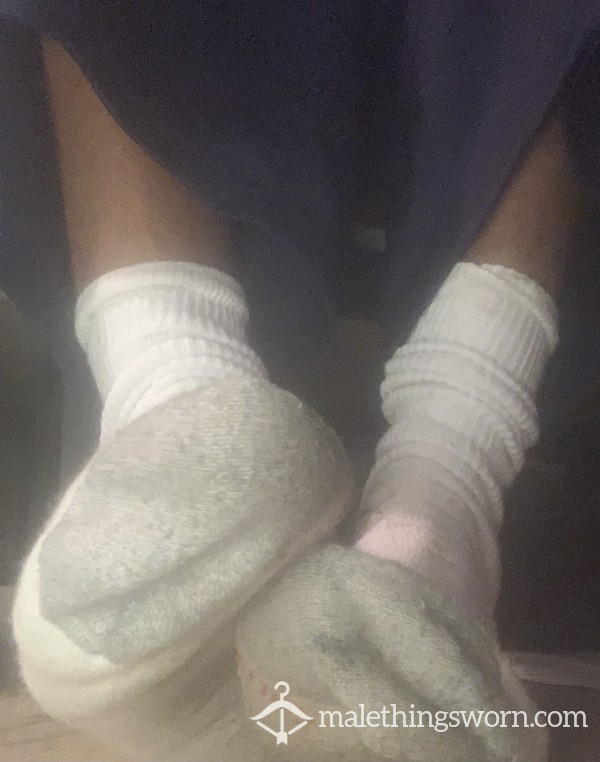 Greasy 😈🤑Sweaty Post Gym🏋🏾feet🦶🦶