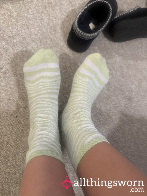 Green And White Pattern Socks