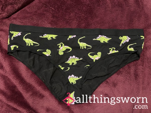 ~GREEN DINOSAUR PATTERN BLACK COTTON CHEEKY PANTY~
