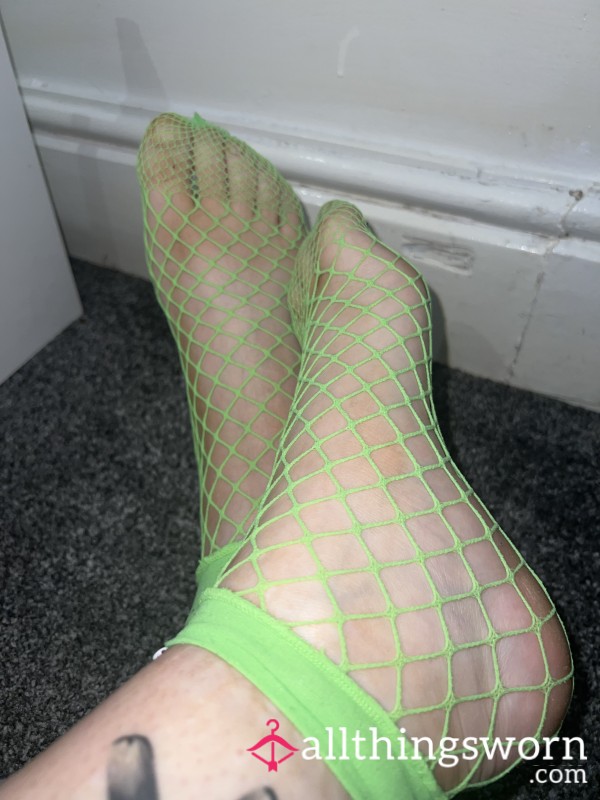 Green Fishnet Ankle Socks