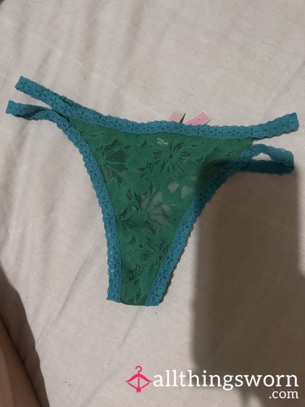 💚 Green Flor*l Lace Worn Victoria Secret Pink  Thong 💚