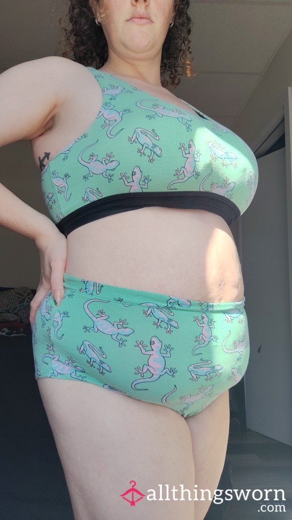 Green Gecko MeUndies Lounge Bra