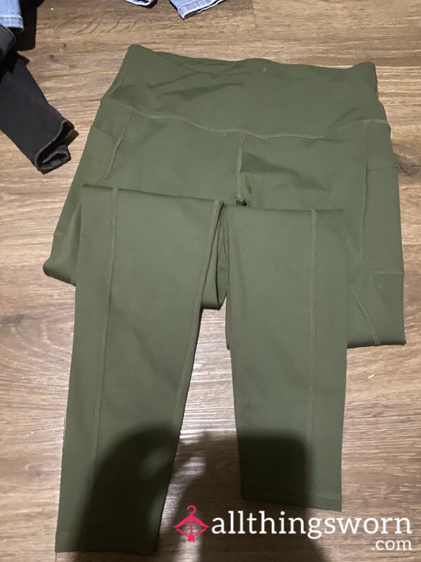 Green Gym Leggings