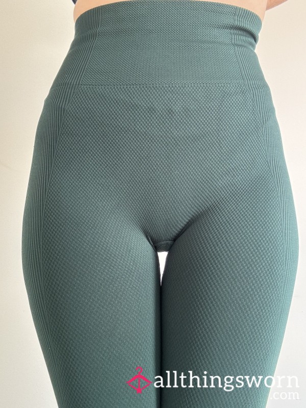 Green Gym Leggings 💚