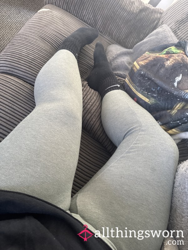 Green Gym Leggings Worn Dog Walking