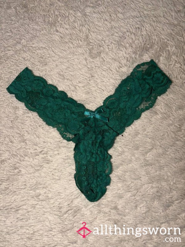 GREEN LACE THONG 💚
