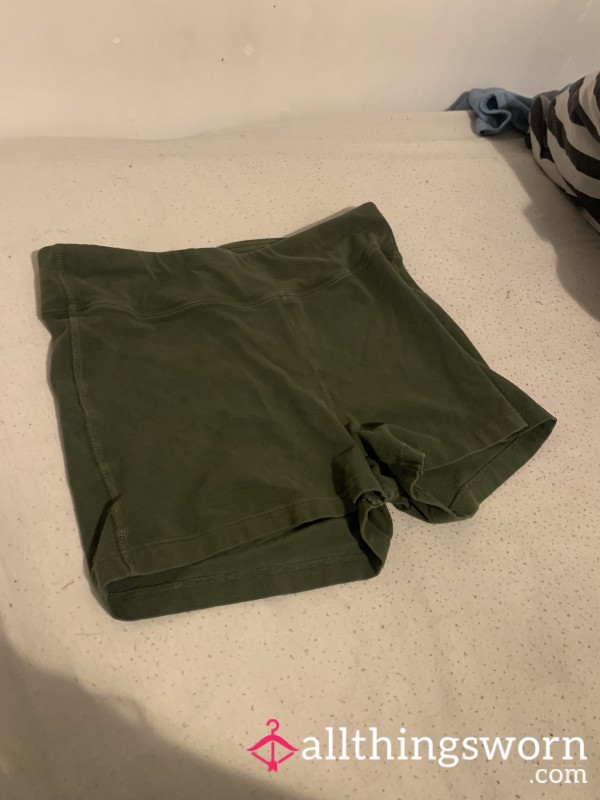 Green Short Cycling Shorts🍑