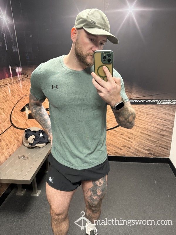 Green UA Gym Tee - L