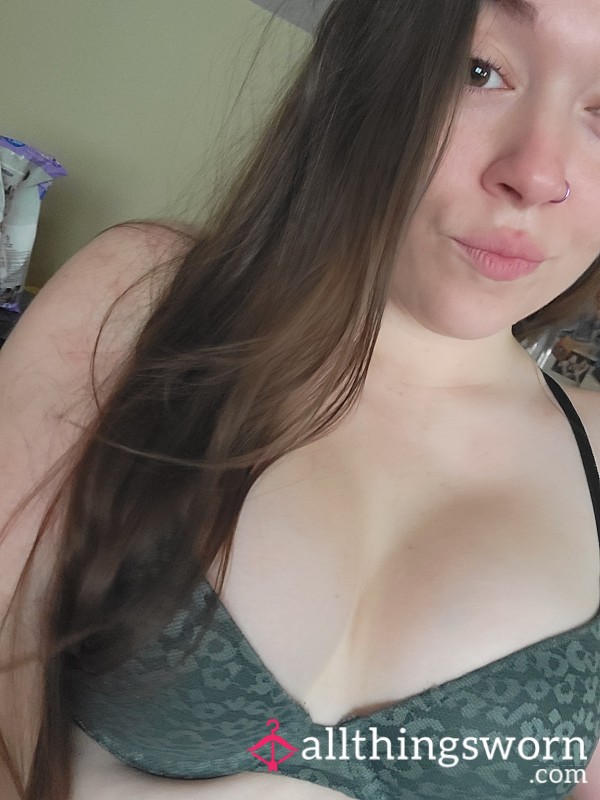 *SOLD* Green VS Bra