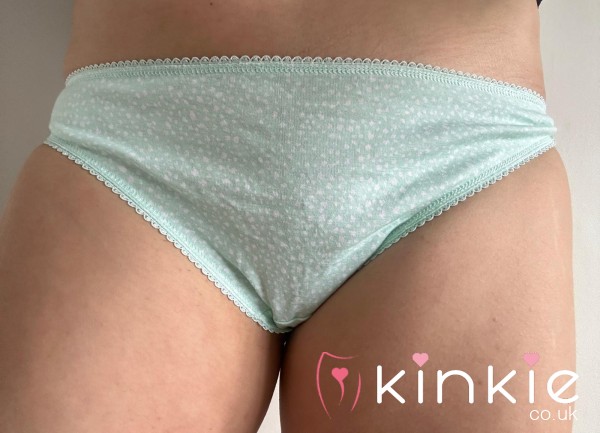 GREEN & WHITE COTTON THONG WORN FOR 48 HOURS 5 STAR ⭐ ⭐️⭐️⭐️⭐️ REVIEWS