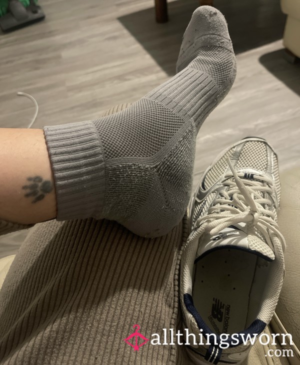 Grey 🧦