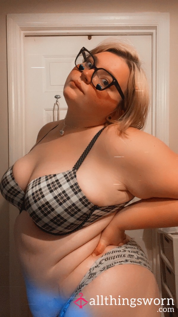 🖤Grey And Black Panties🖤