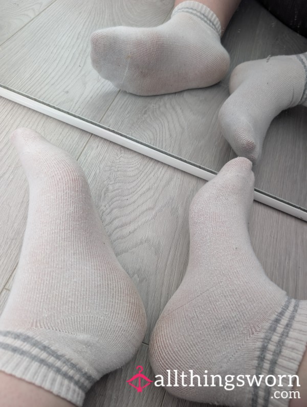 Grey And White Sweaty Ankle Socks
