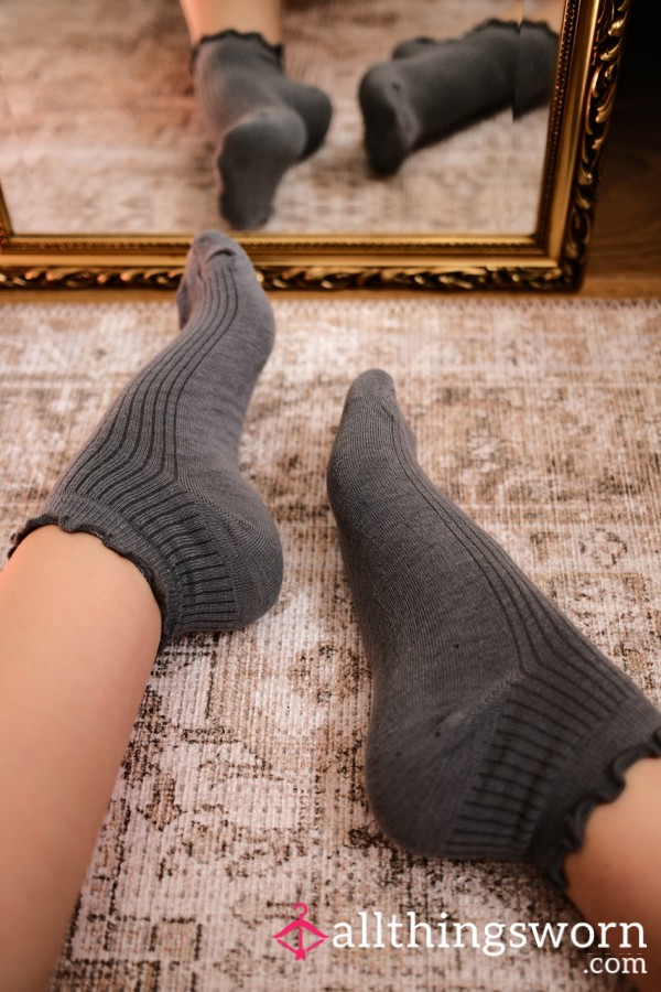Grey Ankle Socks, 48hr Wear 🤍