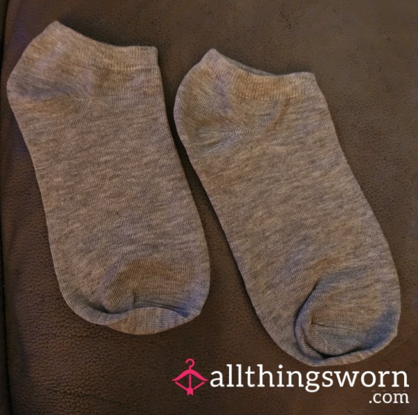 Grey Ankle Socks!