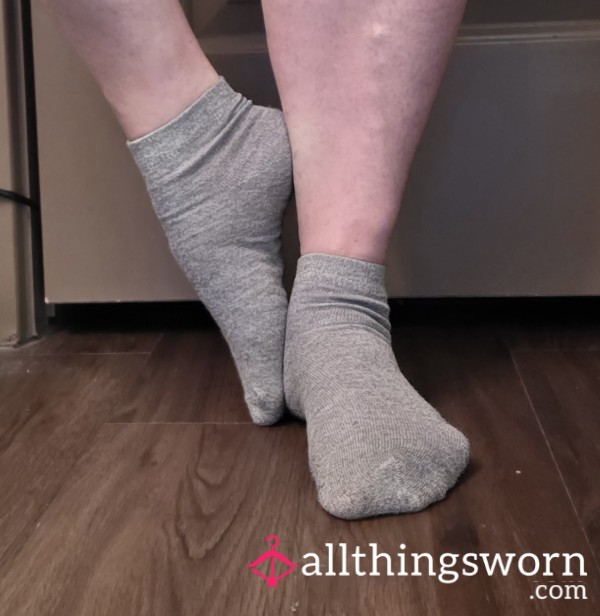 Grey Ankle Socks.