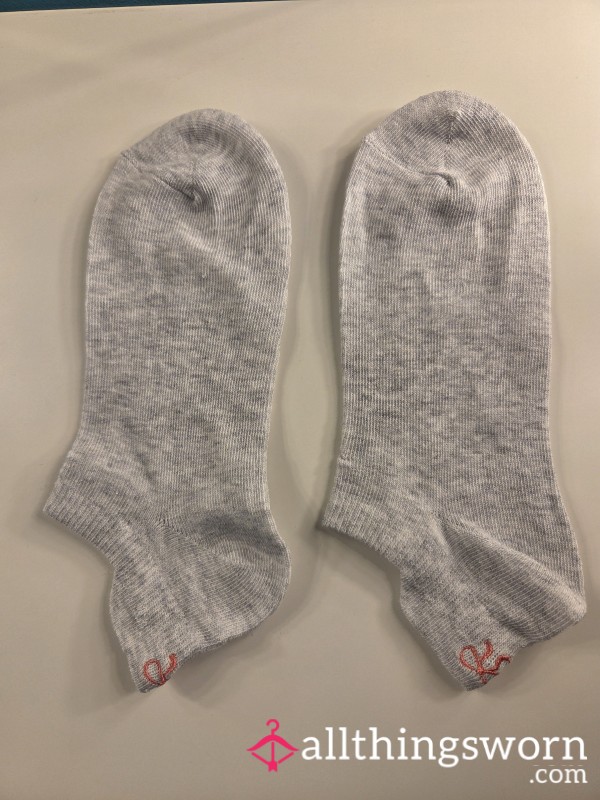 Grey Ankle Socks With Bow Design 24 Hour Wear