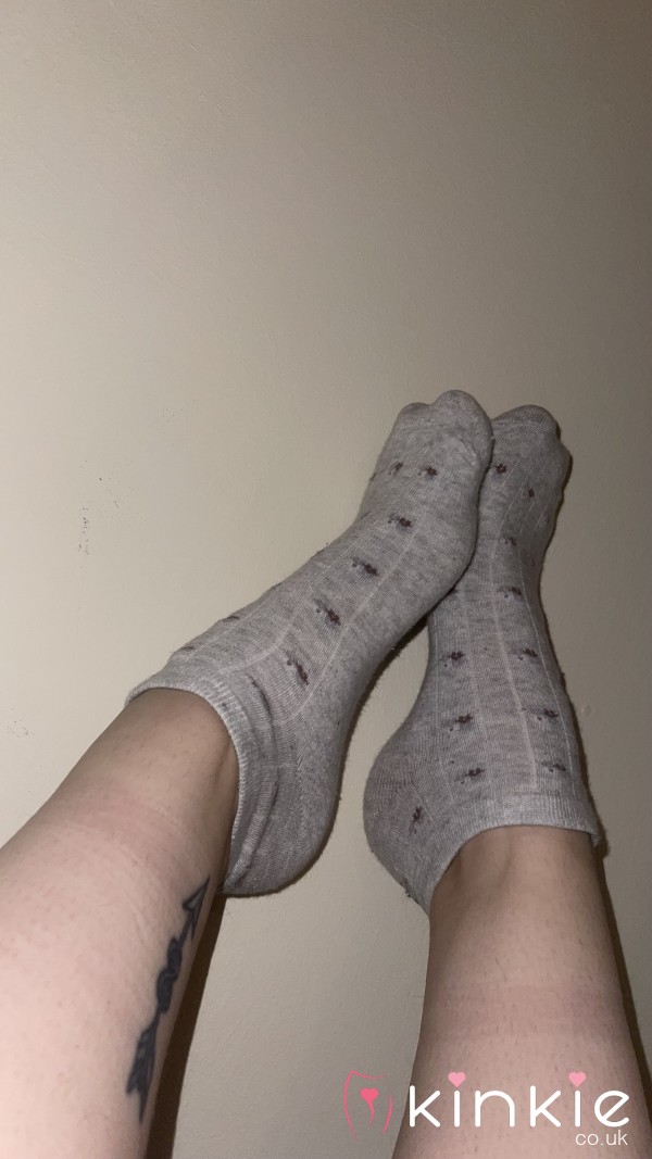 Grey Ankle Trainer Socks Flowery 🌸