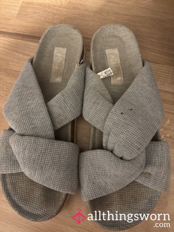 Grey Extra Dirty Slippers - With Toe Prints😈