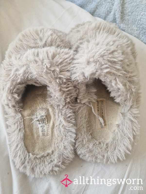 Grey Fluffy Slippers