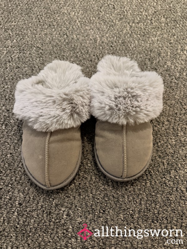 Grey Fluffy Slippers