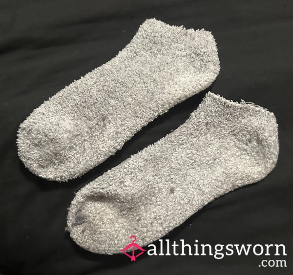 Grey Fuzzy Ankle Socks Short