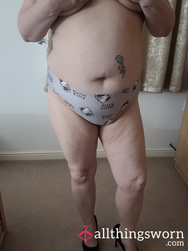 Grey Hello Kitty Knickers