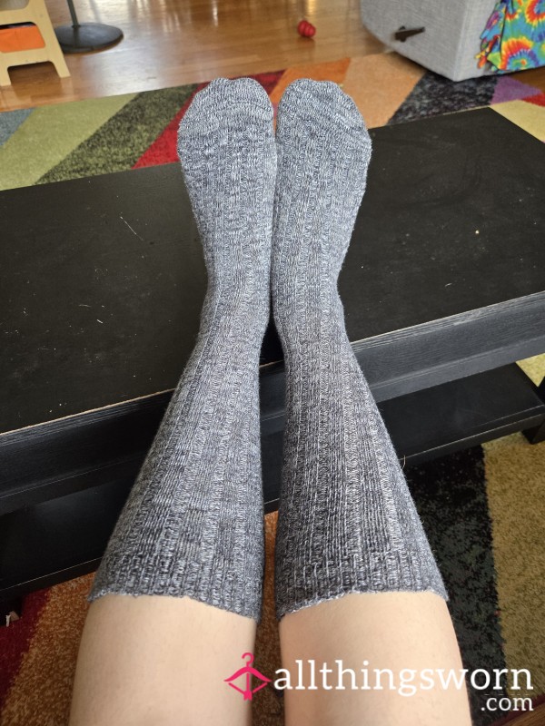 Grey Knit Half High Socks💘 (worn And Ready To Ship)