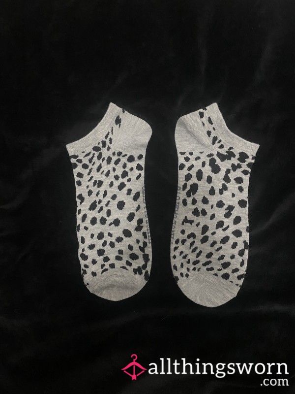 Grey Leopard Print Socks