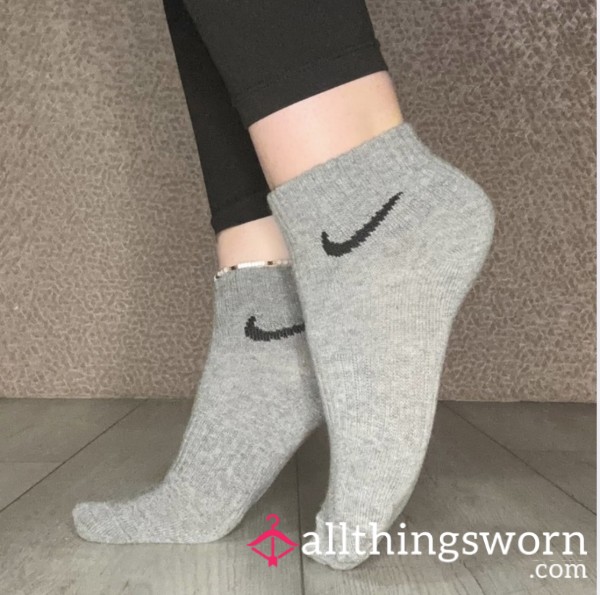 Grey Nike Ankle Socks
