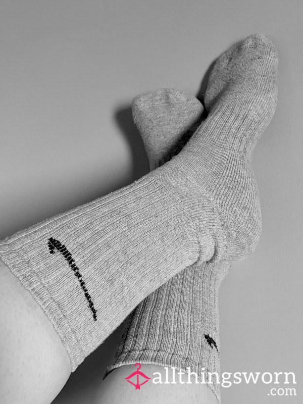 Milf’s Grey Socks 🧦🩶