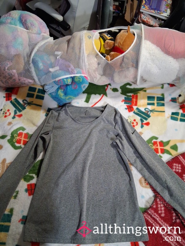Grey Nike Workout Top