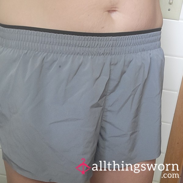 Grey Old Running Shorts - Size Large - Reebok