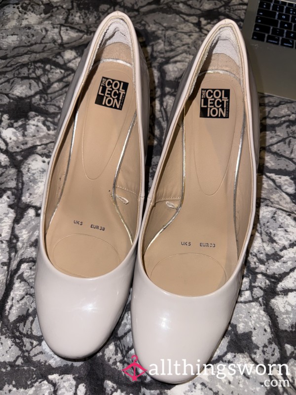 Grey Patent Heels😍