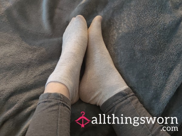 ✧ Grey Simple Socks ✧