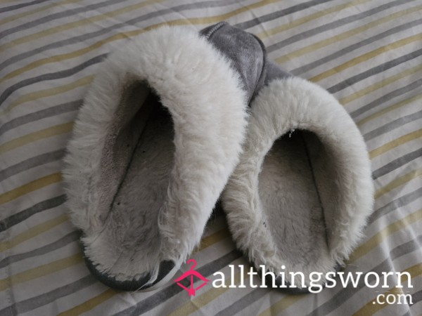 Grey Slippers - Size 5