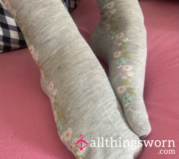 Grey Socks With Flowers