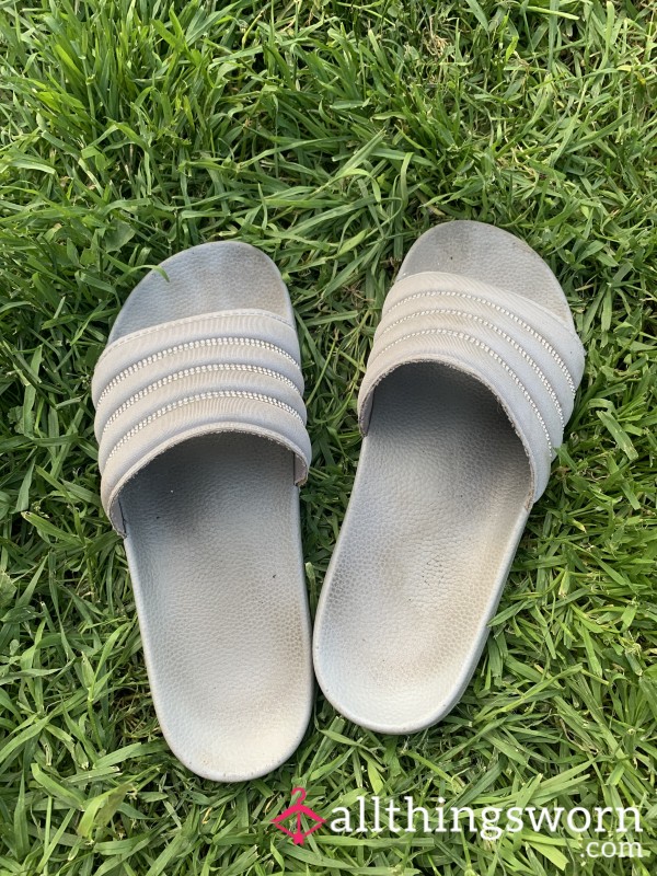 Grey Sparkly Sandals 🩴 ✨ Size 9