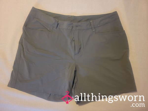 Grey Swooshy Hiking Shorts - Patagonia - Size 12