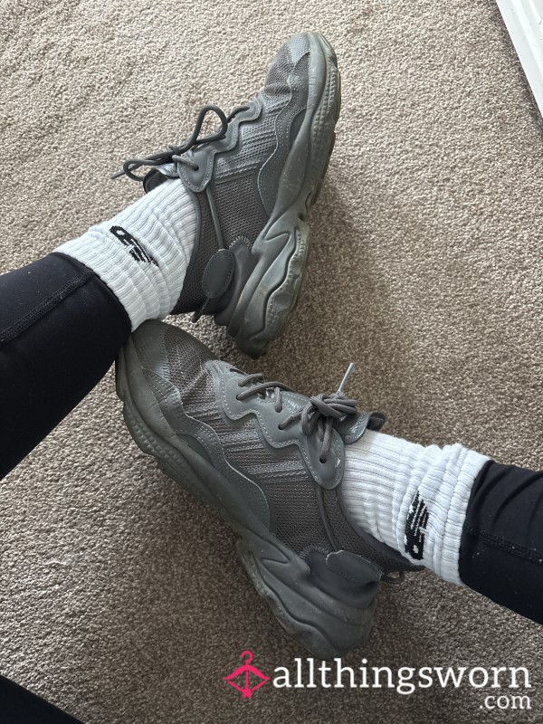 Grey Very Well Used Worn Trainers Walking Gym Women’s Size 6