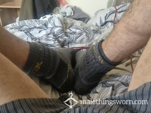 Grey Well Worn Ribbed Work Socks With Holes 👷‍♂️💦 - 1 Days Wear (more Days In Add Ons For My Lil Freaks 😉😈🖤)